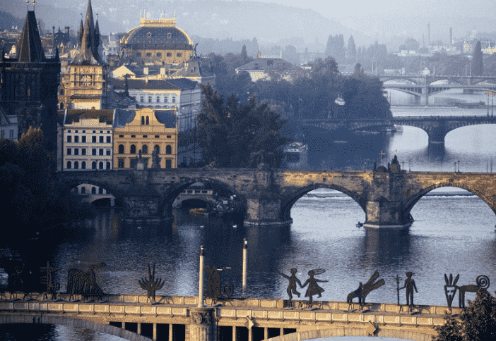 преимущества переезда в Чехию 